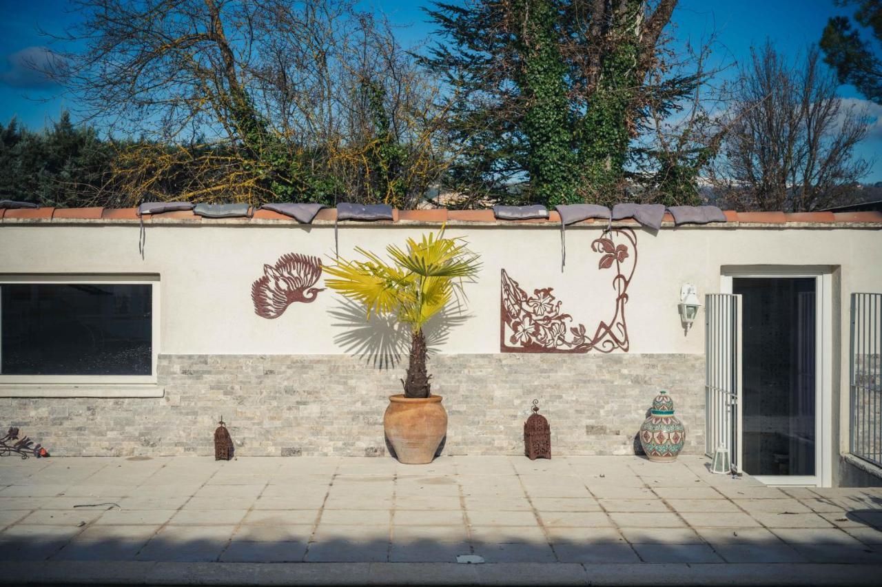 Bastide Du Bau Reddoun, Chambres D'Hotes, Maison D'Artiste En Provence Калиан Екстериор снимка